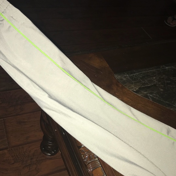 puma jacket!! - Picture 4 of 6